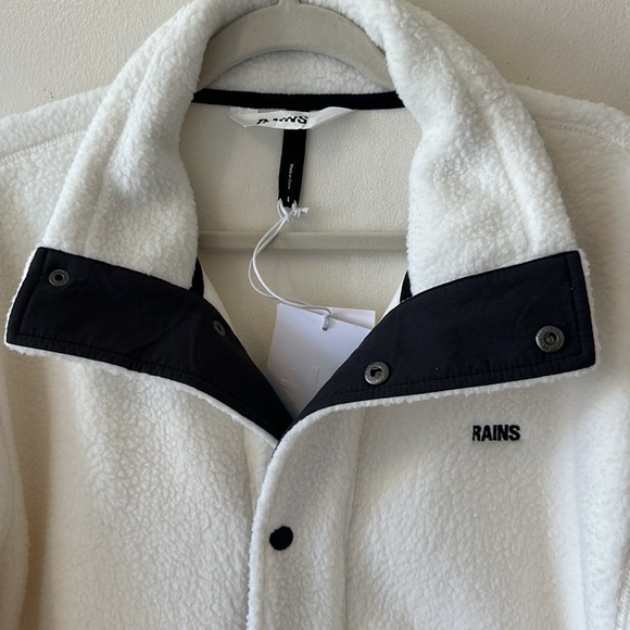 Rains NWT Long Fleece Jacket - Size Large (Color - Fossil) - Picture 5 of 11